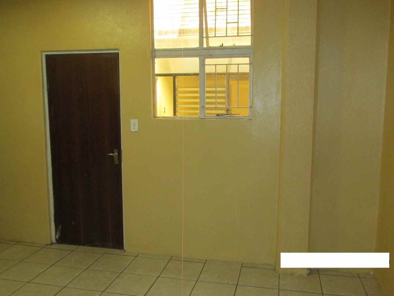 BACHELOR FLAT TO RENT IN PRETORIA CENTRAL - Photo 5