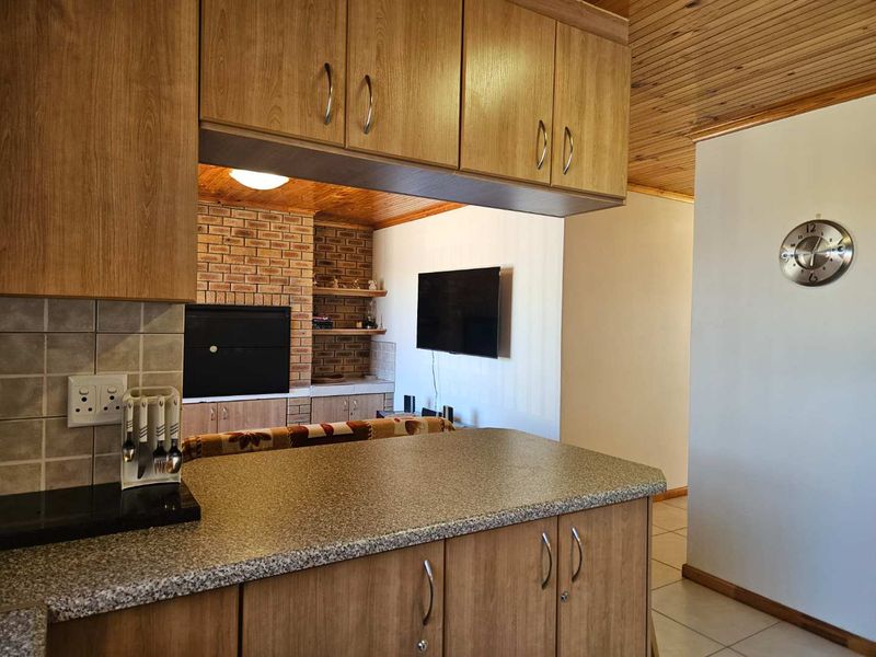 The Perfect Holiday Home or Permanent Coastal Retreat - Photo 8