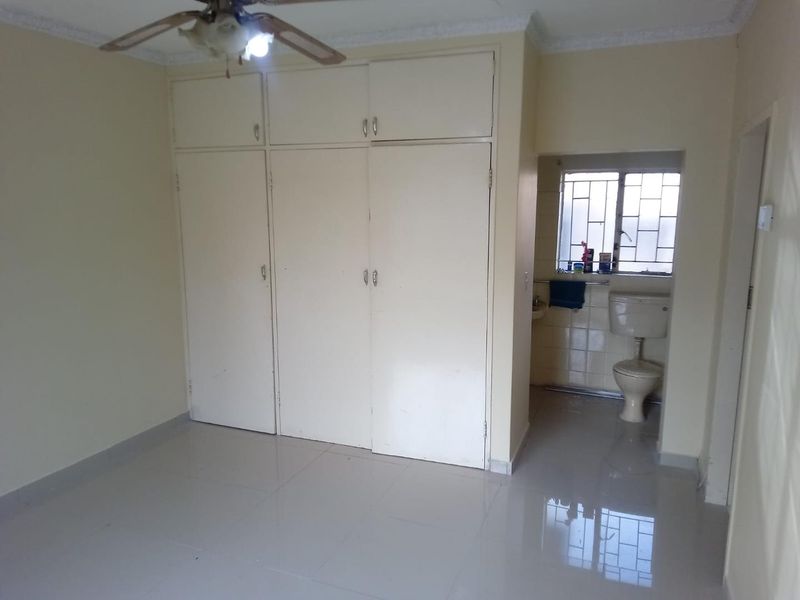 House for sale in Theresapark. - Photo 10