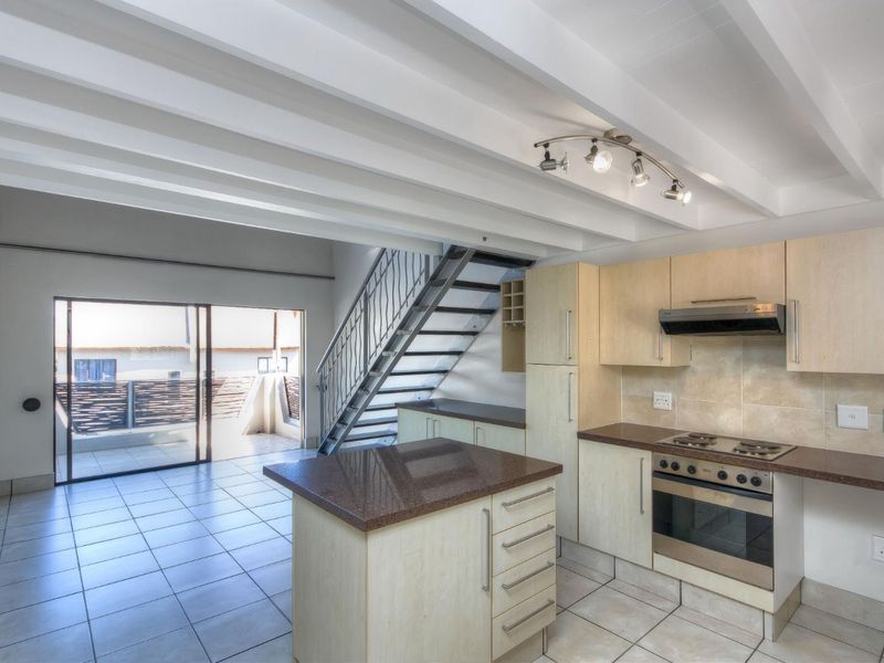 Modern loft living in a bushbaby reserve estate - Photo 2