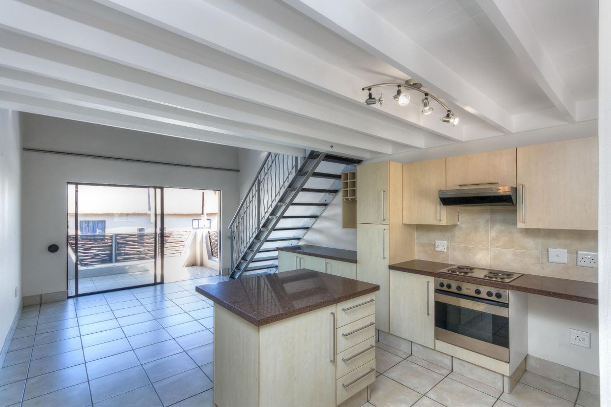 Modern loft living in a bushbaby reserve estate - Photo 2