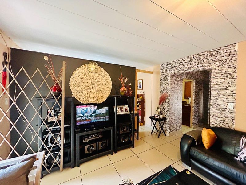 Beautiful Flat for sale close to the CBD area - Photo 3