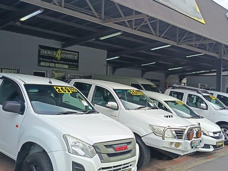 **Prime Commercial Property To Rent in Parow: Ideal for a Car Dealership** - Photo 2