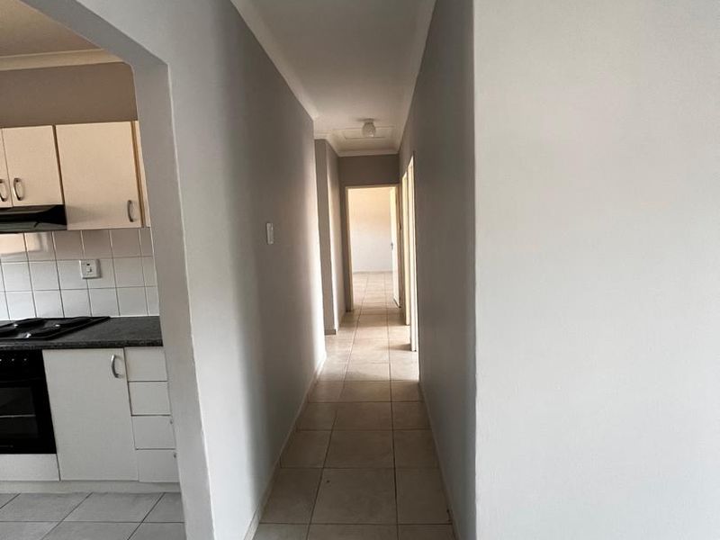 For Sale: 3 -Bedroom House In Outapi - Photo 9