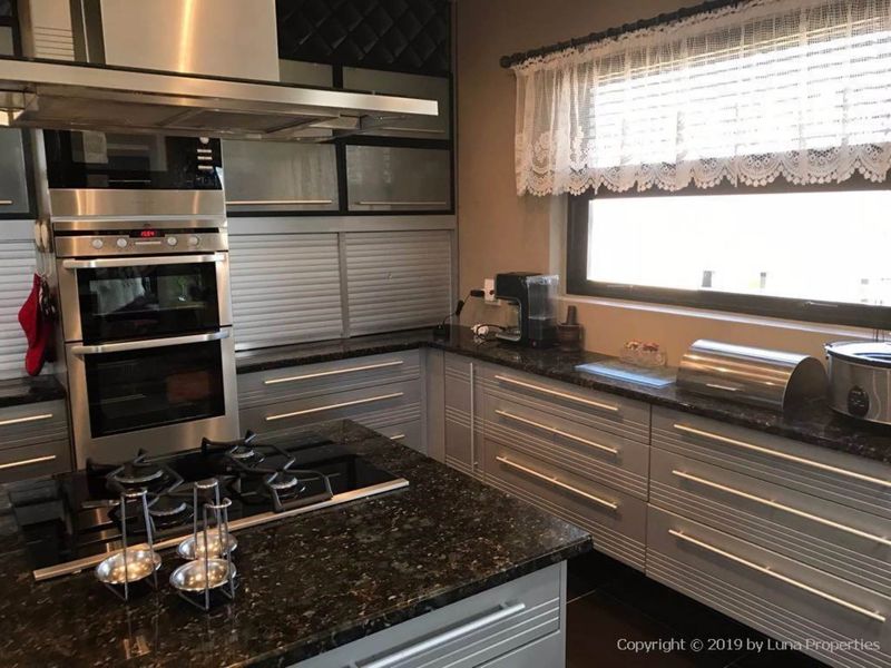 Price Reduced!!Modern Kramersdorf Mansion with permanent dune view - Photo 6