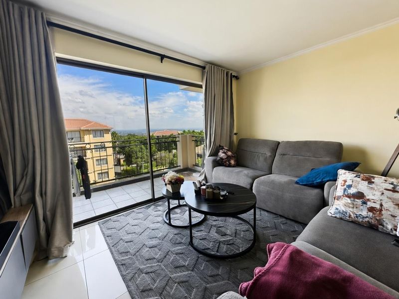 WELL PRICED 2 BEDROOM PENTHOUSE APARTMENT FOR RENT IN MIDRAND - Photo 2