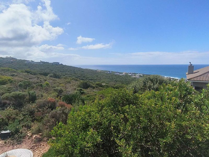 3040m2 Vacant Land With Breathtaking Views in Moquini Coastal Estate - Photo 2