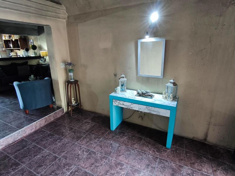 Entertainers Delight! - Photo 2