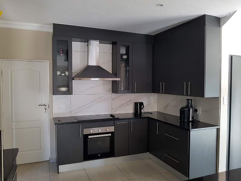 Luxurious Family Home. - Photo 6