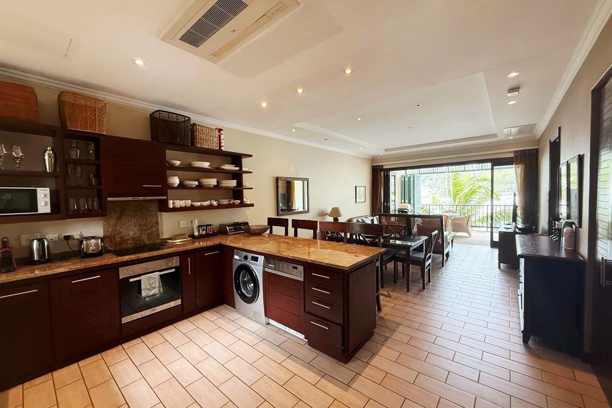 STELLAR INVESTMENT OPPORTUNITY - Photo 3