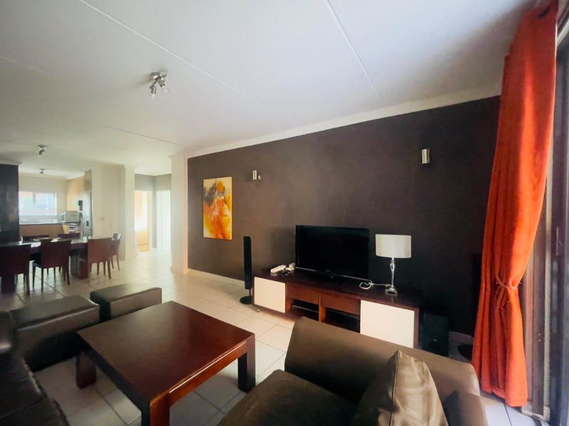 Comfortable Living with Top Facilities & Convenient Location - Photo 7