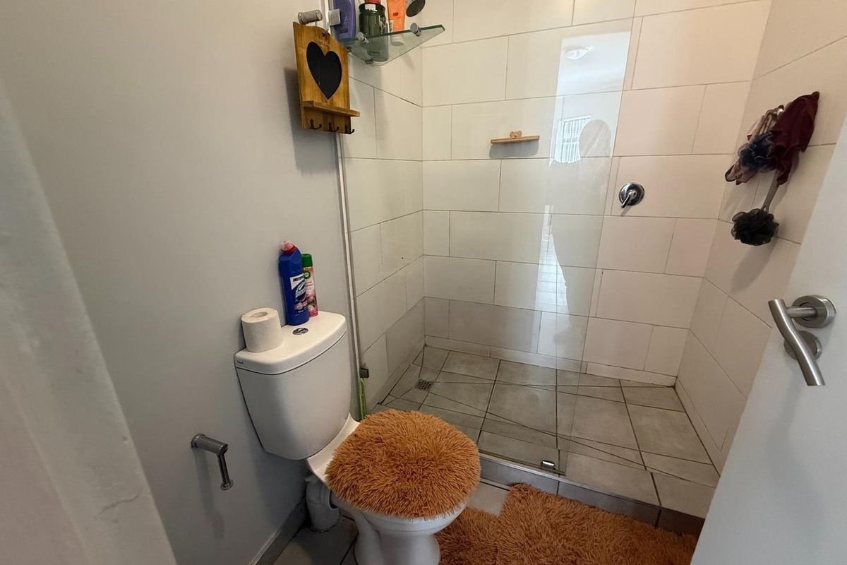 Ground floor apartment, Perfect for the Modern Professional - Photo 5