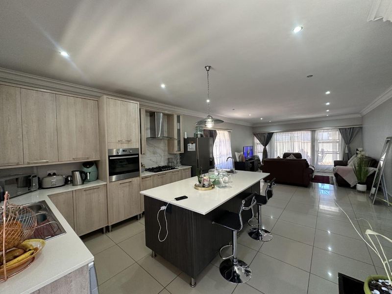 Secure Estate Living in Ivy Hill – Modern Comfort in Wild Olive Estate - Photo 3