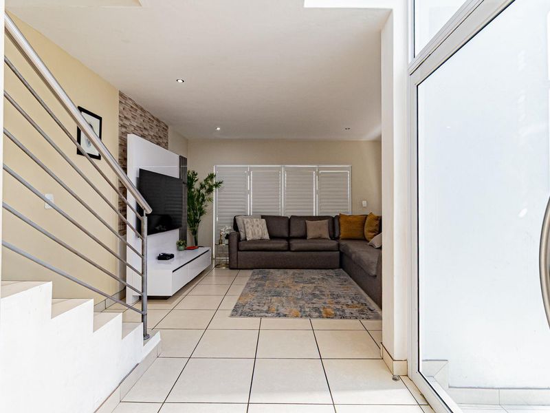 Modern Luxury Meets Secure Estate Living in the Heart of Ferndale - Photo 9