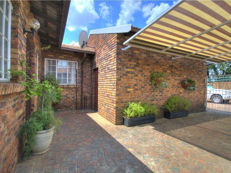 Prime Brackenhurst 189 sqm pet friendly simplex! - Photo 9