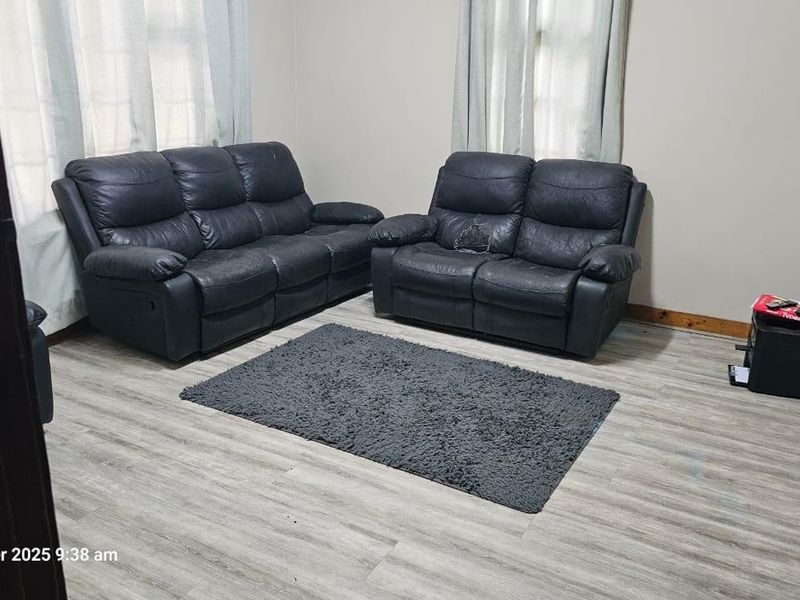 Four Bedroom House to Rent in Queensburgh (Northdene) - Photo 3
