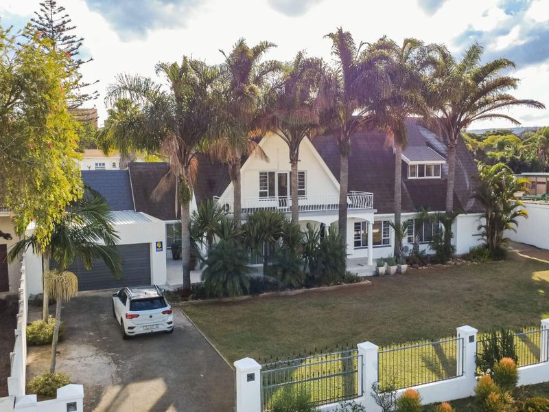 Levyvale, Uitenhage : 6-Bedroom  & Flatlet Beautiful Home - Photo 2