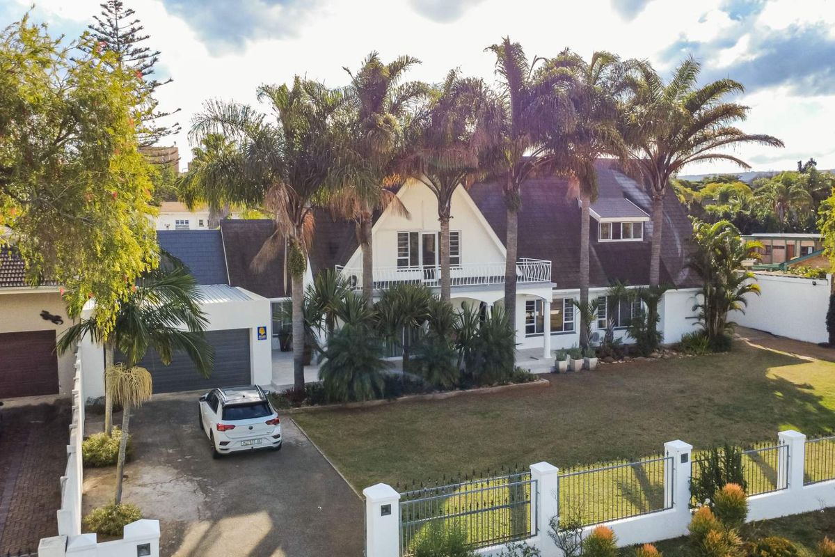 Levyvale, Uitenhage : 6-Bedroom  & Flatlet Beautiful Home - Photo 2