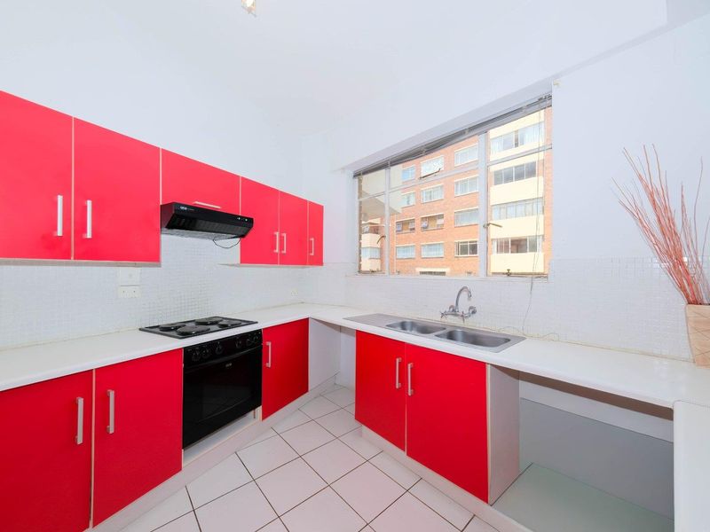 Priced to sell Urgently! Airy &Bright - Photo 5