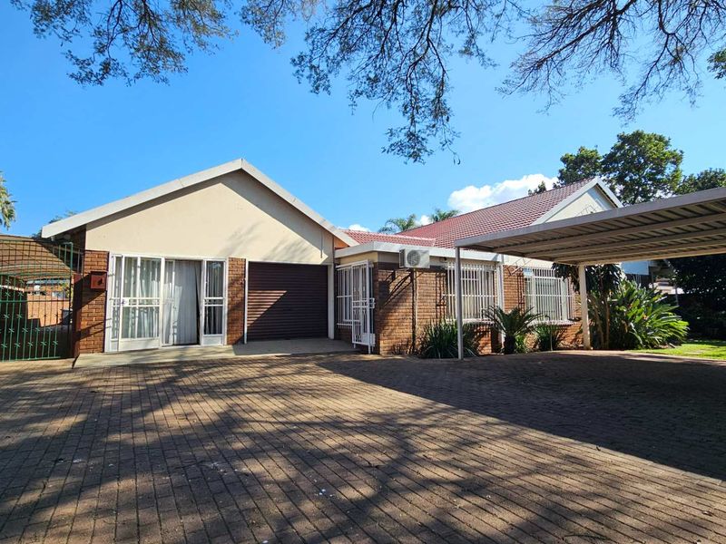 Huge House with Offices For Sale - Photo 1