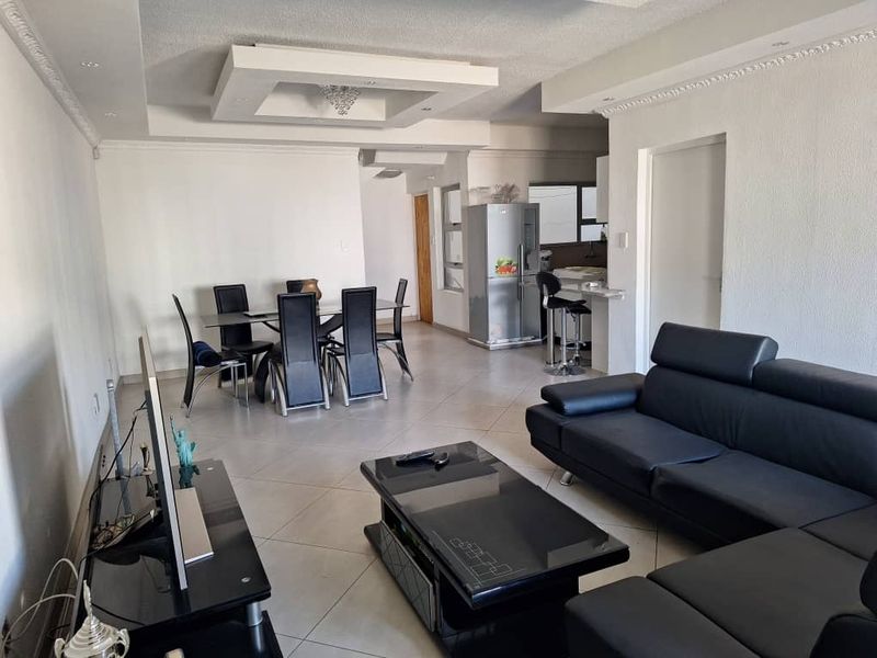 Townhouse for sale,Windhoek central - Photo 1