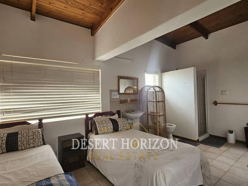 Erongo , Henties Bay | Air BNB Sea Front House For Sale - Photo 7