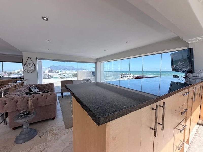 Magnificent Multi-Level Beachfront Residence with Uninterrupted Ocean and Mountain Views - Photo 10