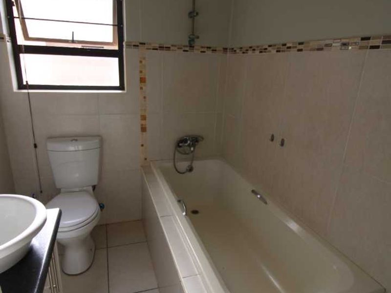 Perfect Home for the small family! - Photo 6