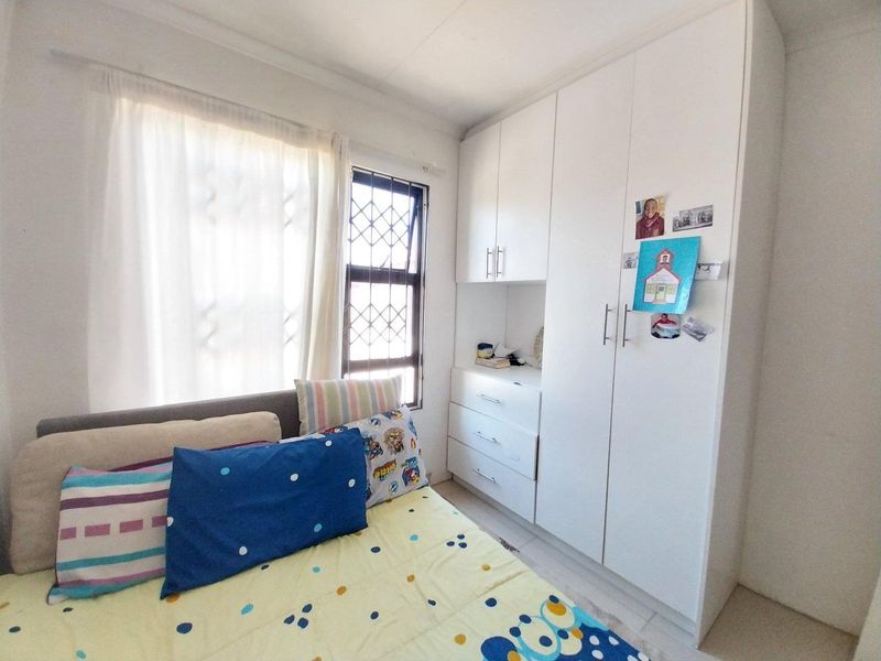 Family Home 3 Bedroom, 2 Bathroom House in Tirong Kya Sands For Rental - Photo 10