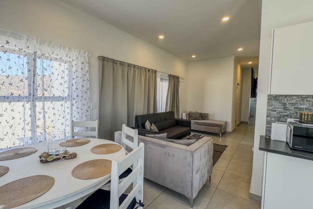 Elevated Coastal Living with Uninterrupted Views in Steenberg Cove, St Helena Bay - Photo 4