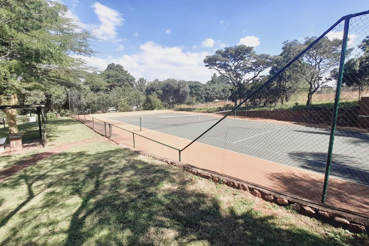 "Dream Home in Mount Kos: Pool, Tennis, and More!" - Photo 3