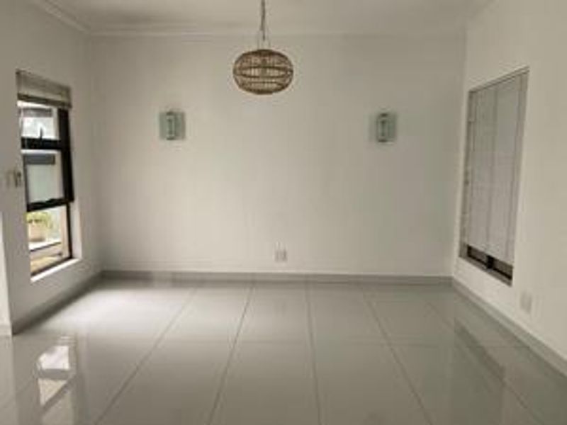 3 Bedroom Ground Floor Apartment For Sale in Palm Lakes Estate - Photo 10