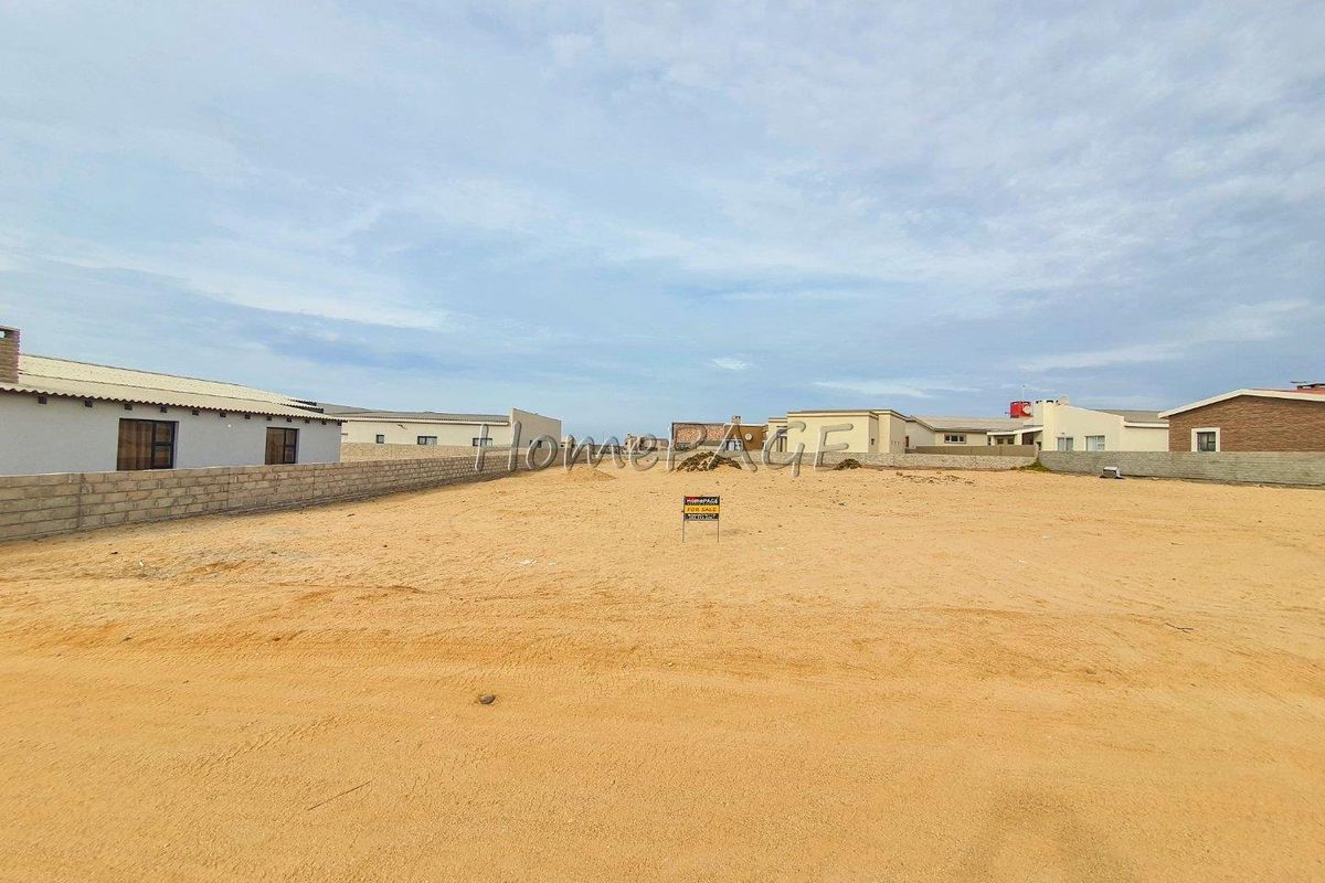 Ext 11 (Sun Bay), Henties Bay:  Vacant plot is for Sale - Photo 2