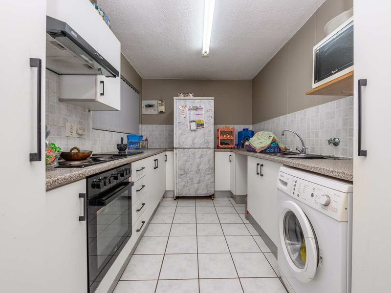 Calling Investors! Priced Right! Close to Beach - Prime Location! - Photo 8