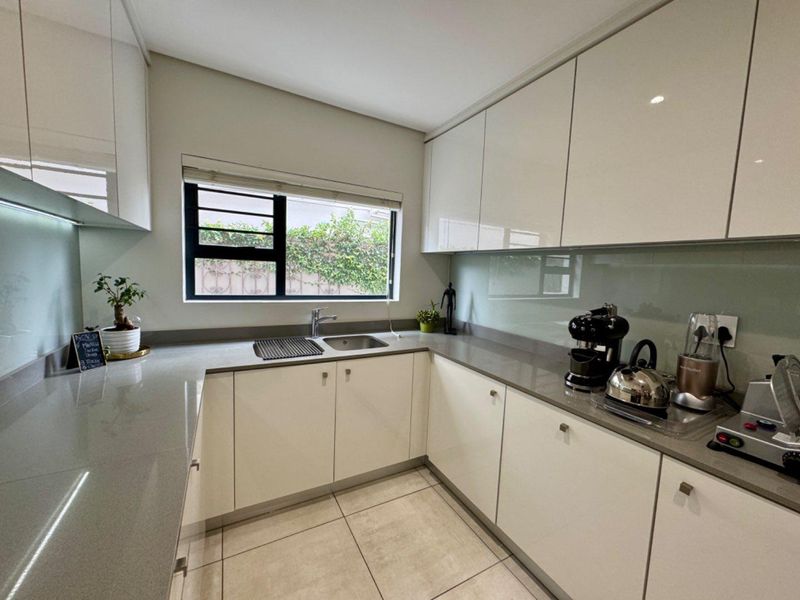 One of a Kind Two Bedroom Apartment Available in Polofields - Photo 10