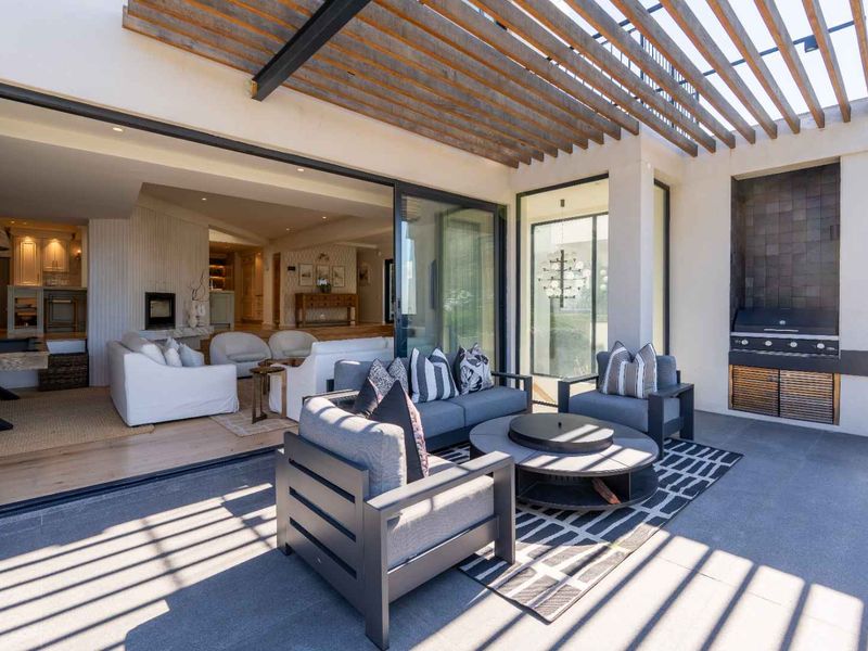 Exceptional Designer Home with Iconic Table Mountain Views - Photo 10