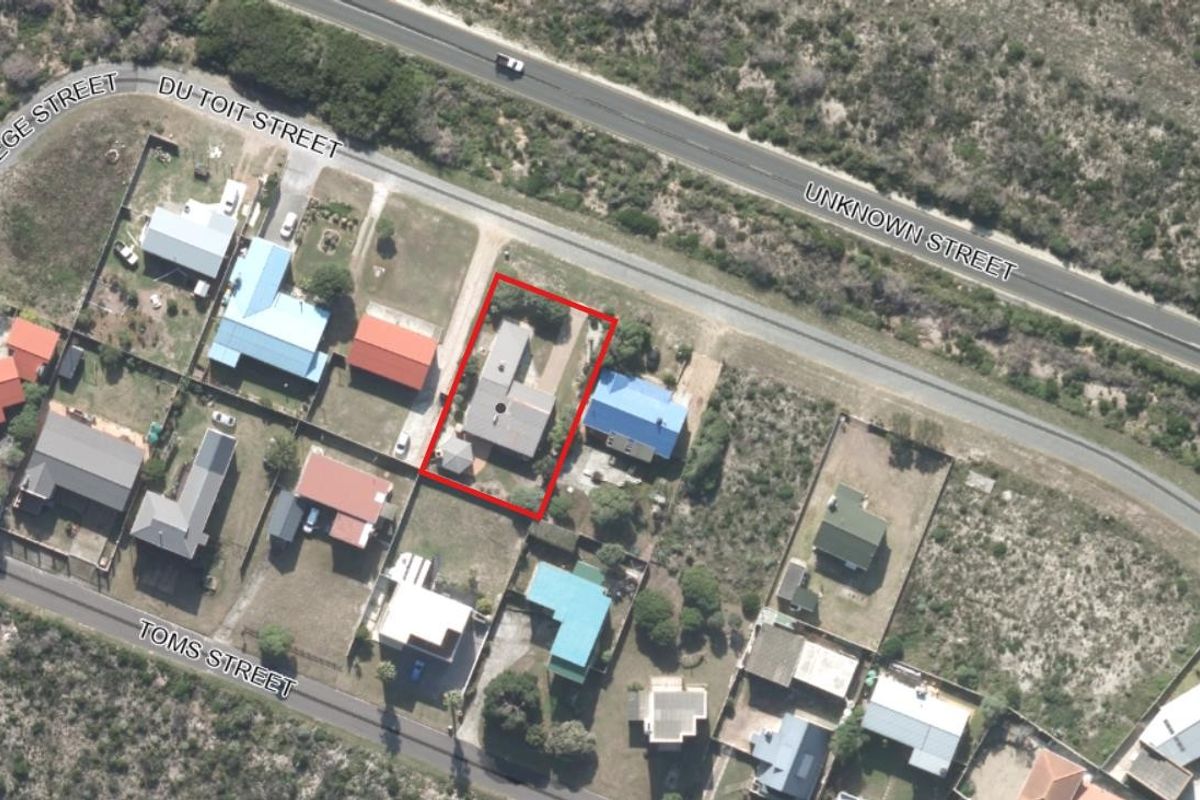 Spacious North-Facing Family Home with Mountain Views in Franskraalstrand - Photo 4