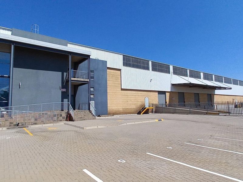 4 626m2 Gosforth Park Warehouse To Let - Photo 8