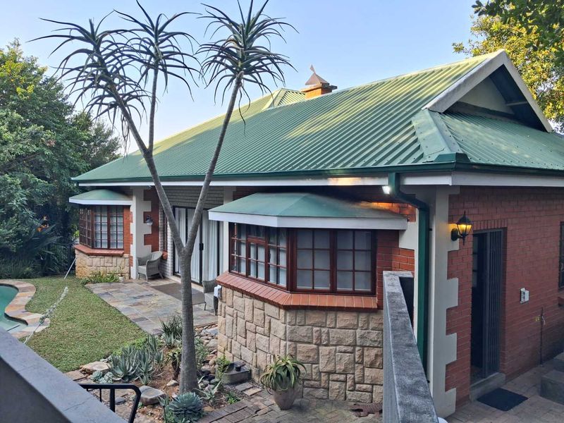 4 bedroom house in secure complex within nature - Photo 1