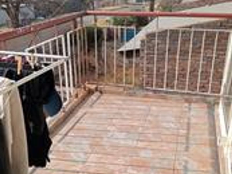 3 bedroom apartment in heart of this dinweedie - Photo 6