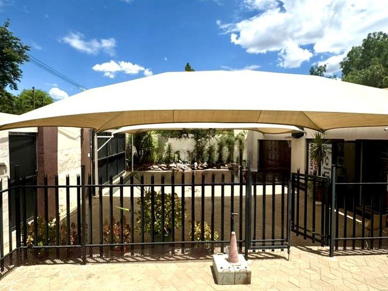 Spacious Property FOR SALE in Windhoek West Ideal for Business - Photo 2