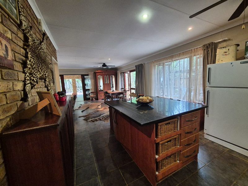 Embrace Tranquility: 3-Bed Retreat Near Nature Reserve - Photo 6