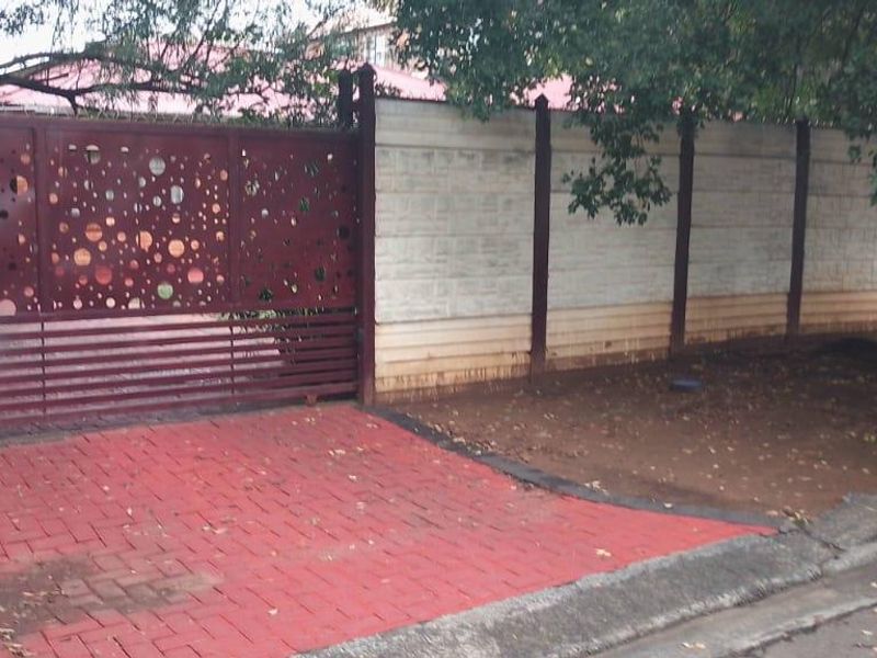 well located bisiness right very neat property - Photo 8