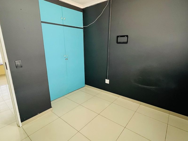 Peaceful 2 bedroom home - Photo 10