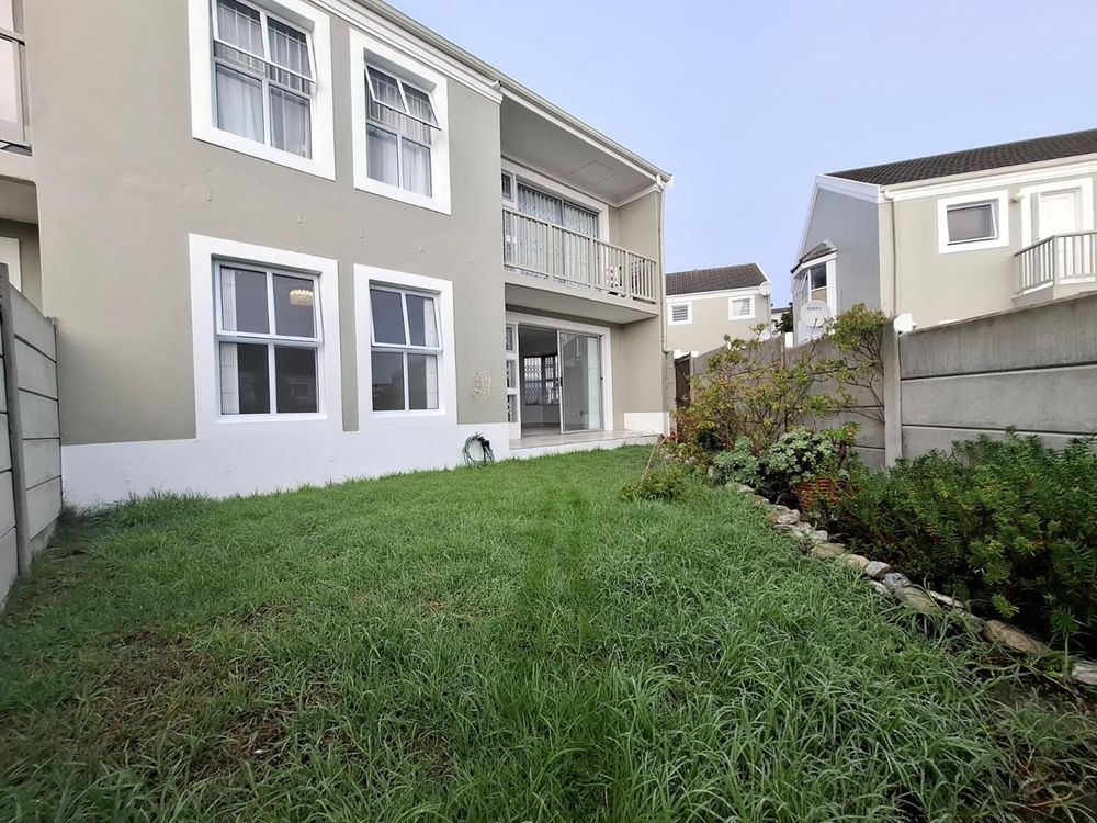 Private ground floor garden