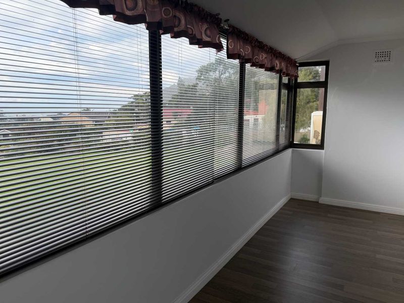 Charming secure 3 bedroom apartment in Fish Hoek - Photo 10