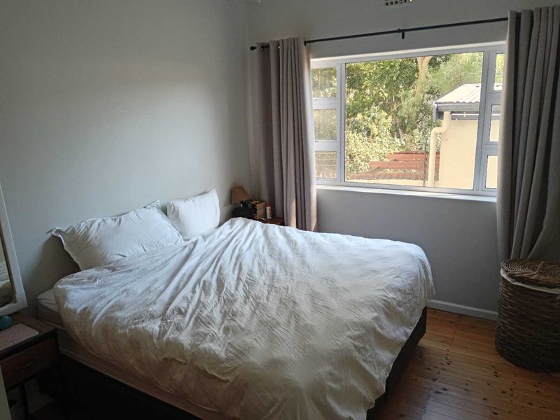 Modern 2-Bedroom Ground Floor Apartment with Private Garden - Photo 5