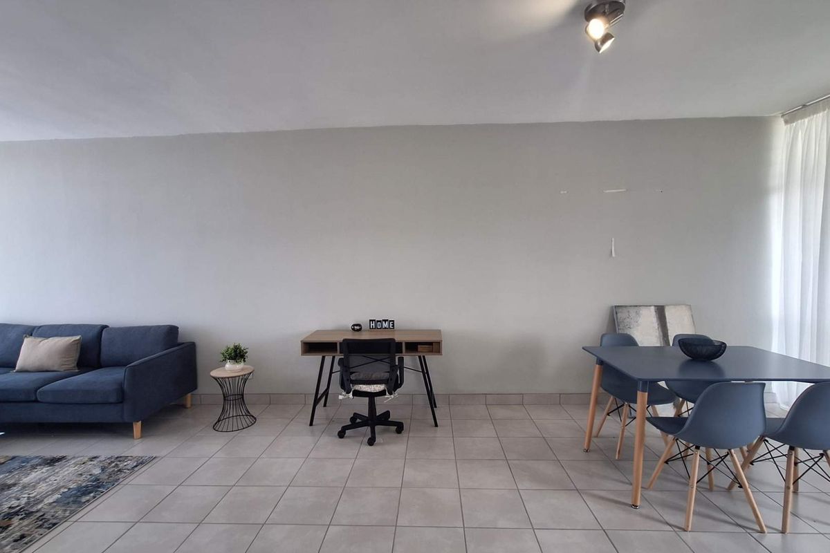Spacious 2 bedroom Apartment in Constantia Kloof - Photo 5