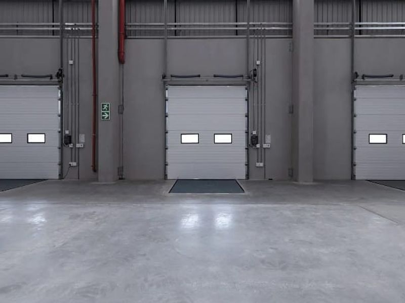 5 393m2 Meadowview Warehouse To Let - Photo 9