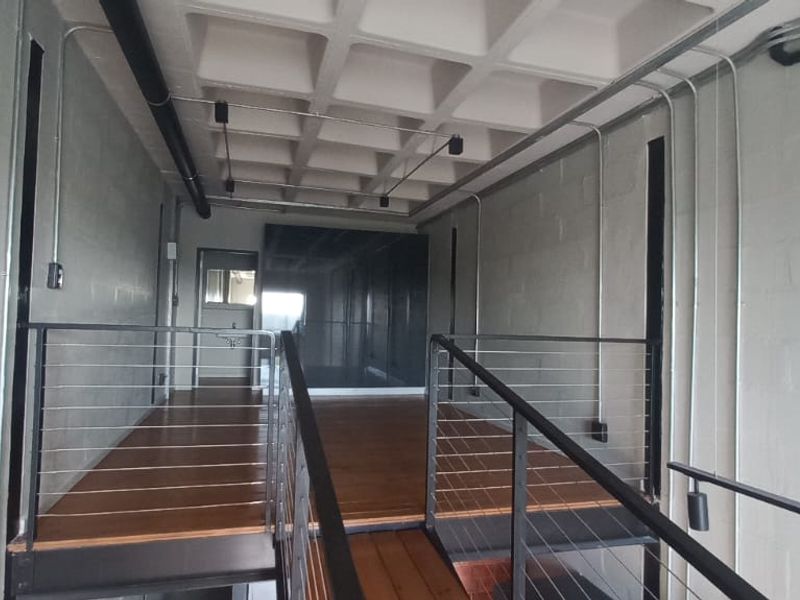 🌇Stylish Loft Apartment for Rent – Views, Convenience & Comfort! - Photo 7